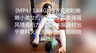 极品学生妹、眼镜骚气，黑丝足交，一双白白嫩嫩的手握着鸡巴，真心舒服！