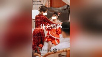 大奶少妇 皮肤白皙 身材丰腴 奶大屁屁大 无毛鲍鱼肥嫩 被无套输出 拔Q射精